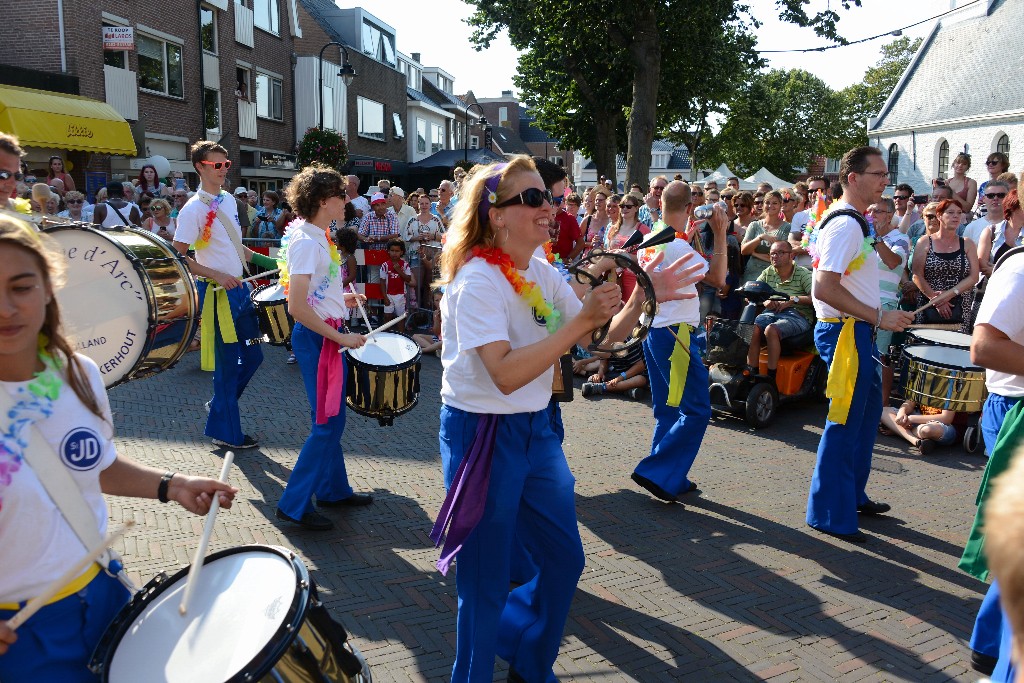 ../Images/Zomercarnaval Noordwijkerhout 2016 171.jpg